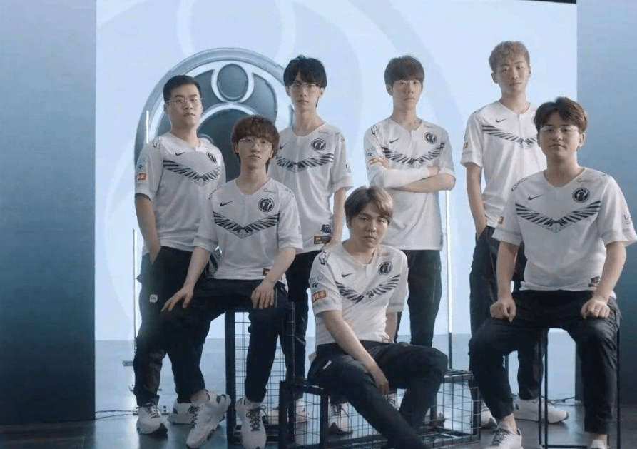 通过算法分 通过算法分