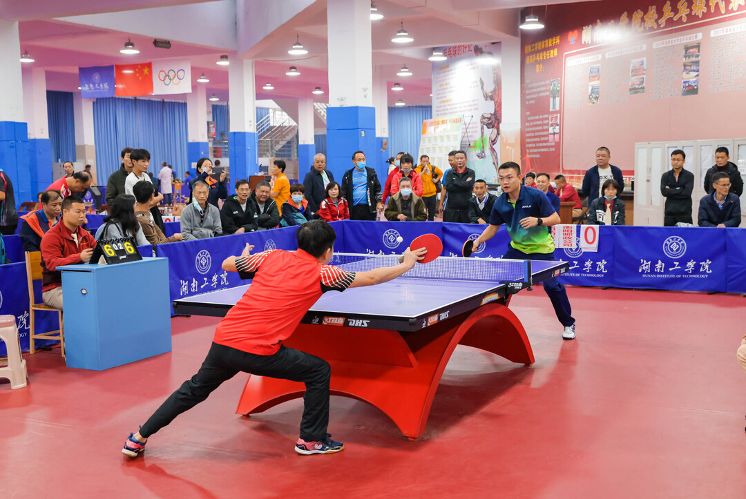 莱万多夫斯 莱万多夫斯