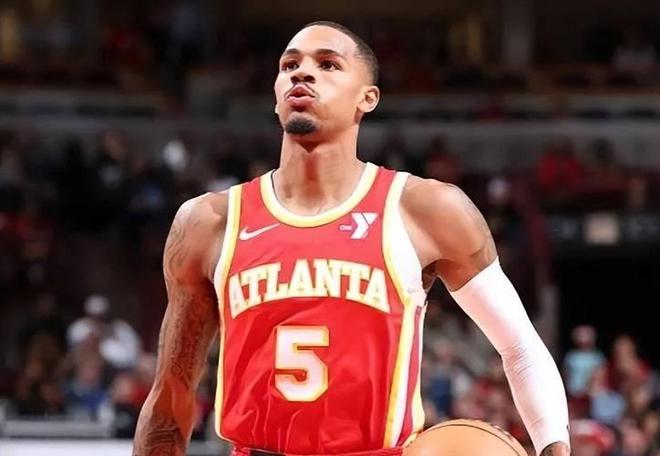 其中包括自 其中包括自